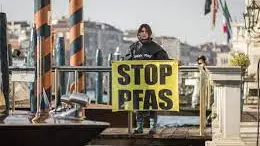 Pericolo Pfas nelle acque potabili