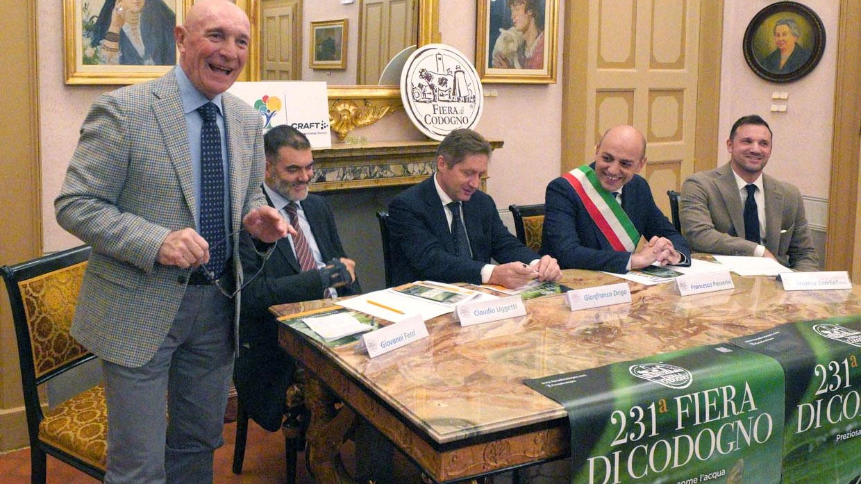 Ricco il programma predisposto dal direttore Ferri oltre ai tradizionali concorsi. Spiccano le dimostrazioni didattiche, lo spettacolo di falconeria e l’ “omnibus“.