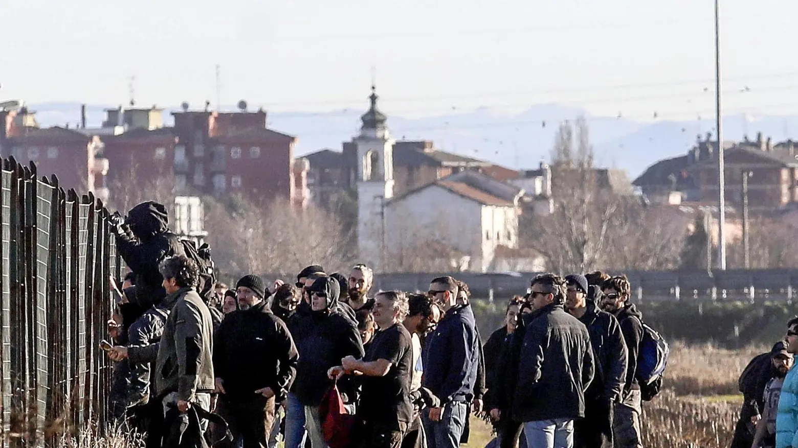 "Solidarietà per Alfredo Cospito" Domani un altro presidio a Opera "Solidarietà per Alfredo Cospito" Domani un altro presidio a Opera