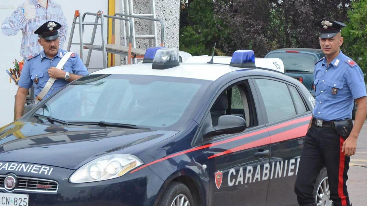 La vittima ha chiamato i carabinieri
