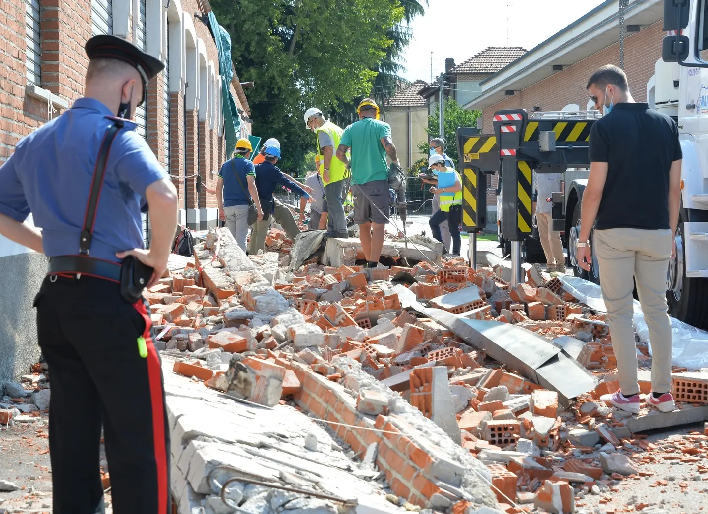 Tragedia Albizzate, accertamenti: gli interventi straordinari non sono causa del crollo
