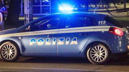 I due arrestati dagli agenti della Volante del commissariato Comasina, che erano di pattuglia in zona