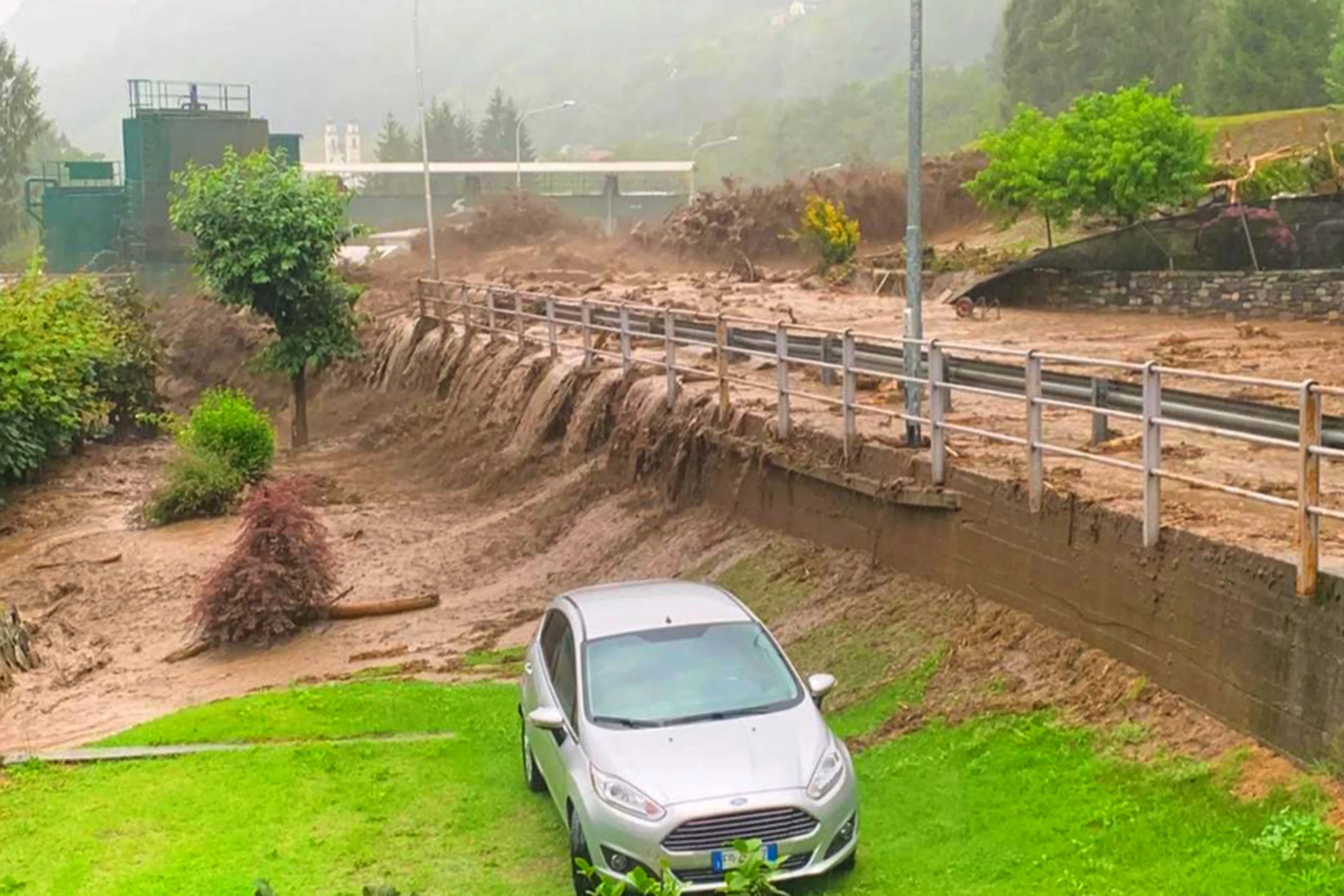 Frane e caldo minacciano le imprese in Lombardia: una su tre teme perdite per il clima