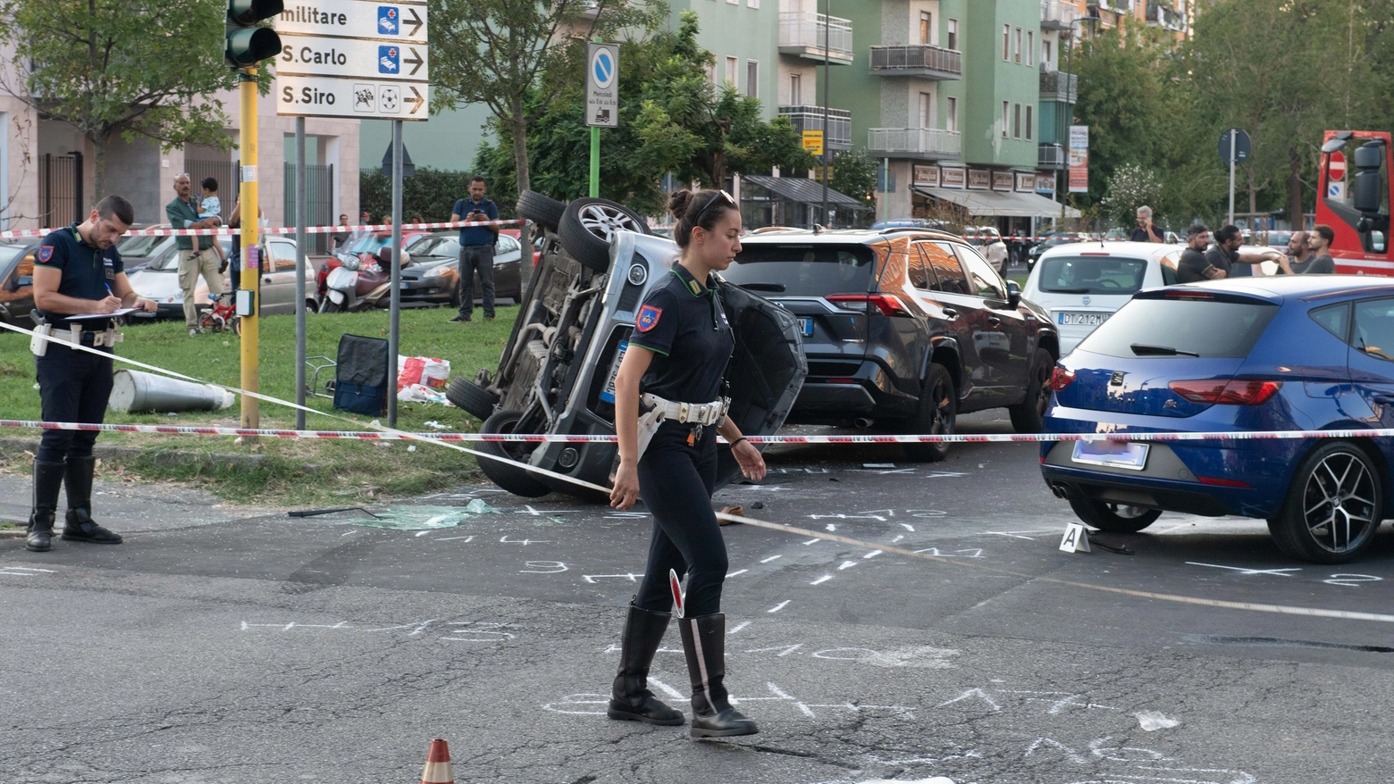 Rilievi sul luogo dell'incidente in via Inganni