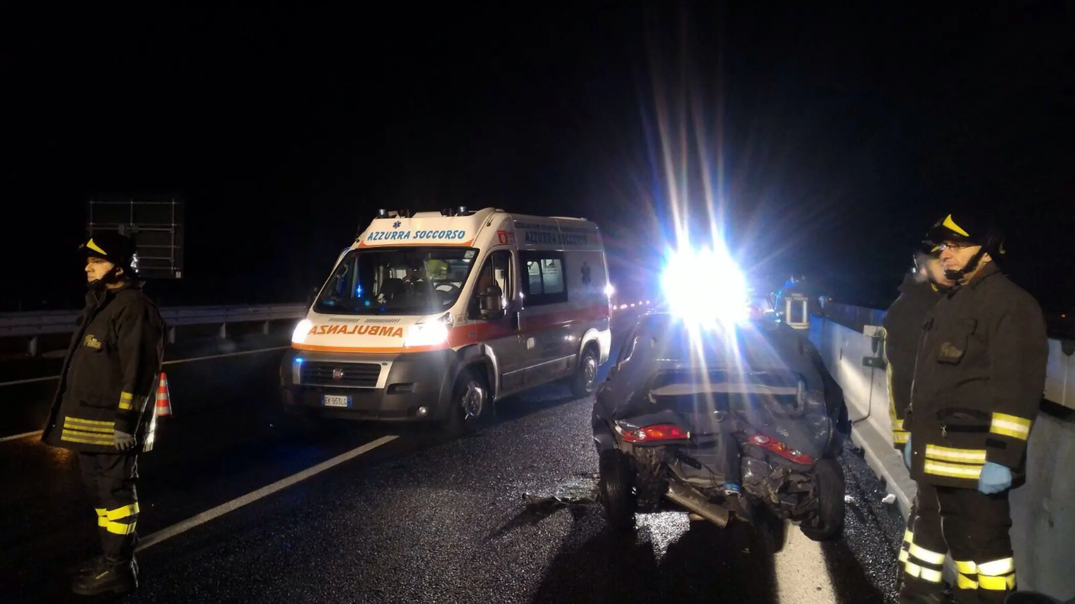 Brescia, incidente sull'A4: feriti tre giovani