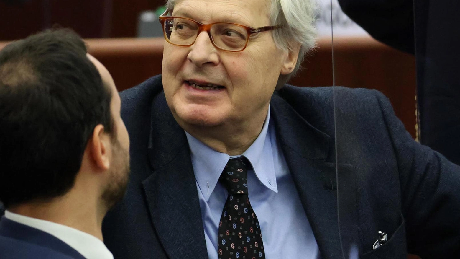 Sgarbi: da assessore sarei rimasto. Bastoni in FI