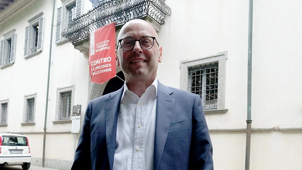 L’umarell in versione digitale. Un sito per seguire il cantiere L’umarell in versione digitale. Un sito per seguire il cantiere