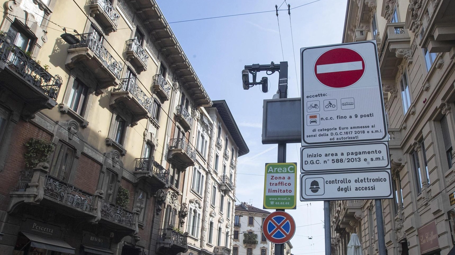 Le zone a traffico limitato. Diesel Euro 5, niente rinvio. I medici contro il Comune