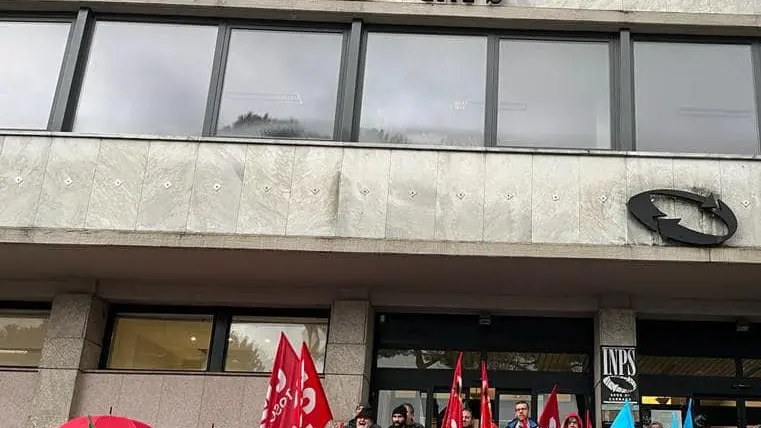 Sedi Inps a corto di personale, Sos per turni e servizio agli utenti