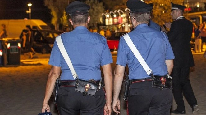 Controlli dei carabinieri (foto Bove) Controlli dei carabinieri (foto Bove)
