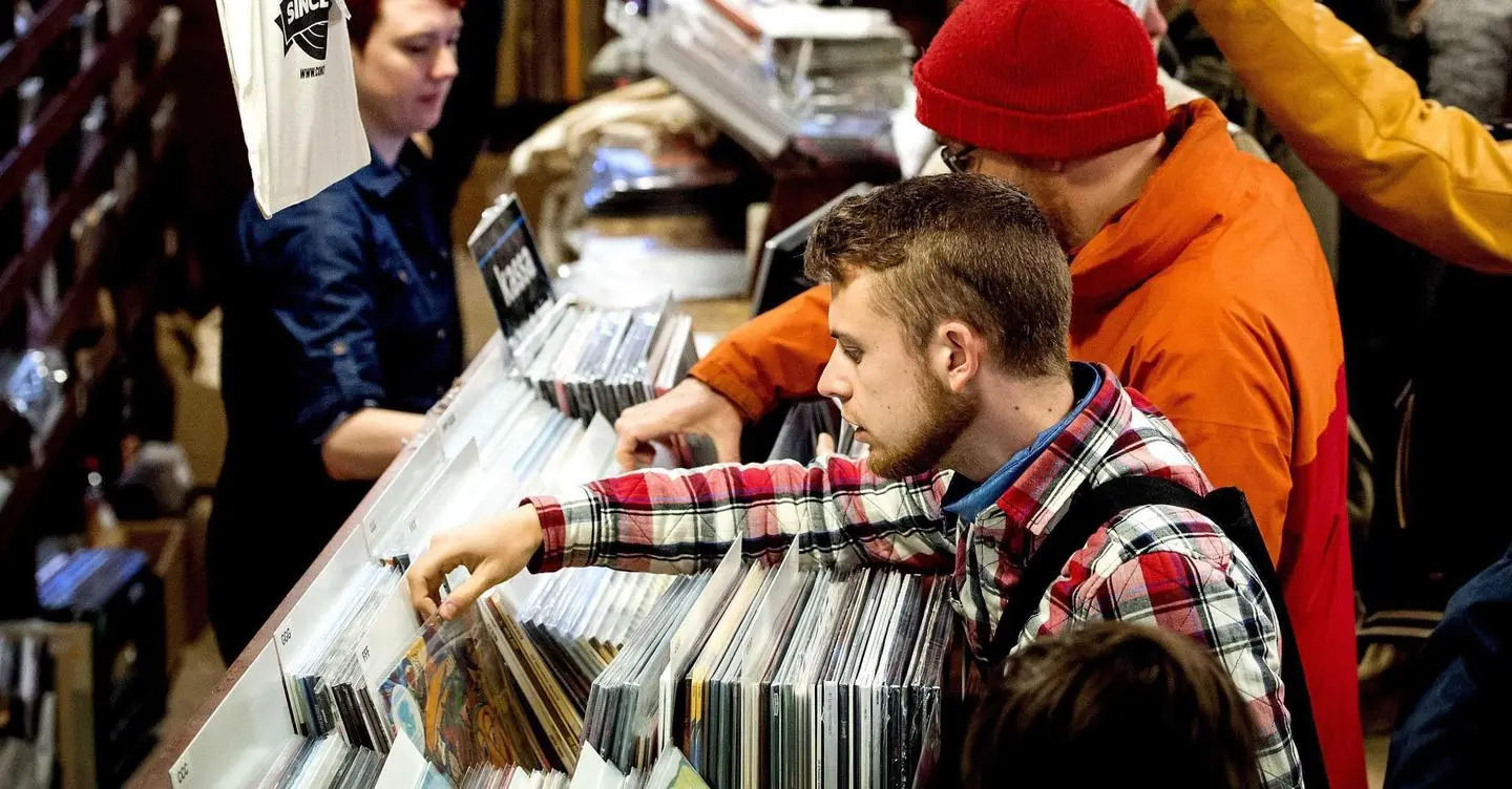 Record Store Day 2022: ecco tutte le uscite. Inediti, rarità, live stranieri e italiani
