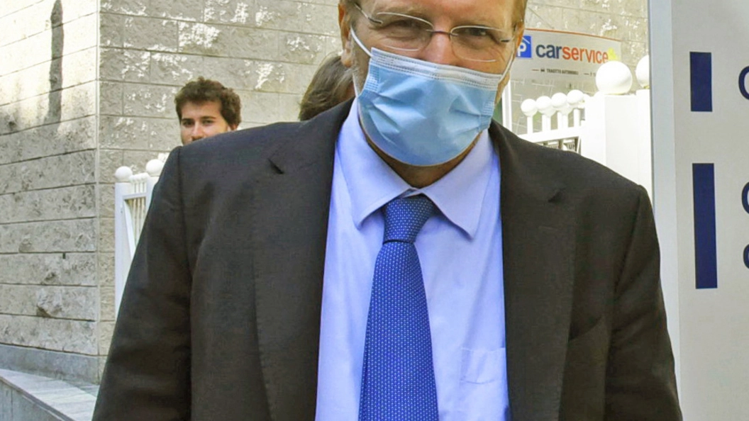 L'ex senatore azzurro Enrico Piccinelli