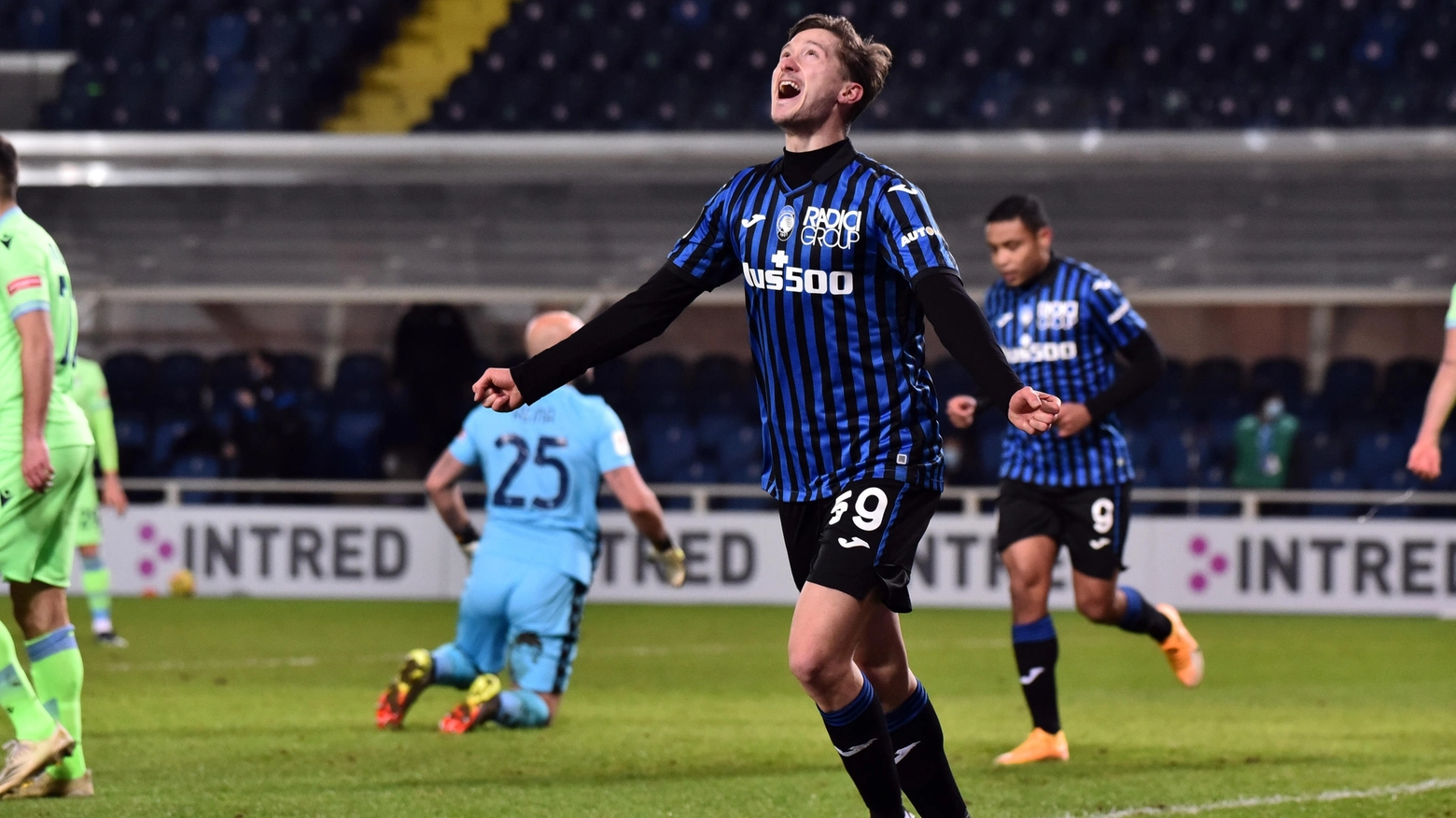 Aleksej Miranchuk con la maglia dell'Atalanta