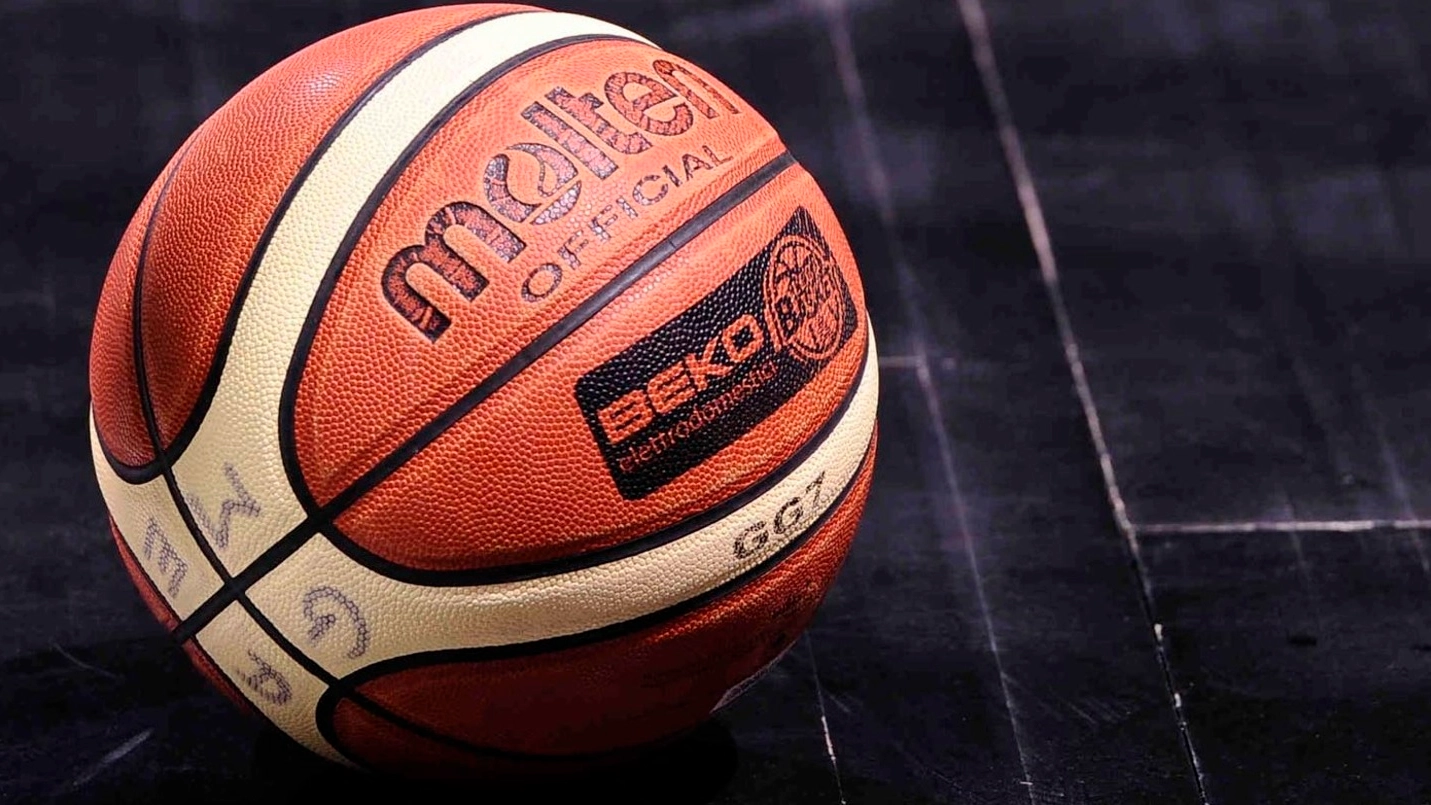 Un pallone da basket (Foto Ciamillo)