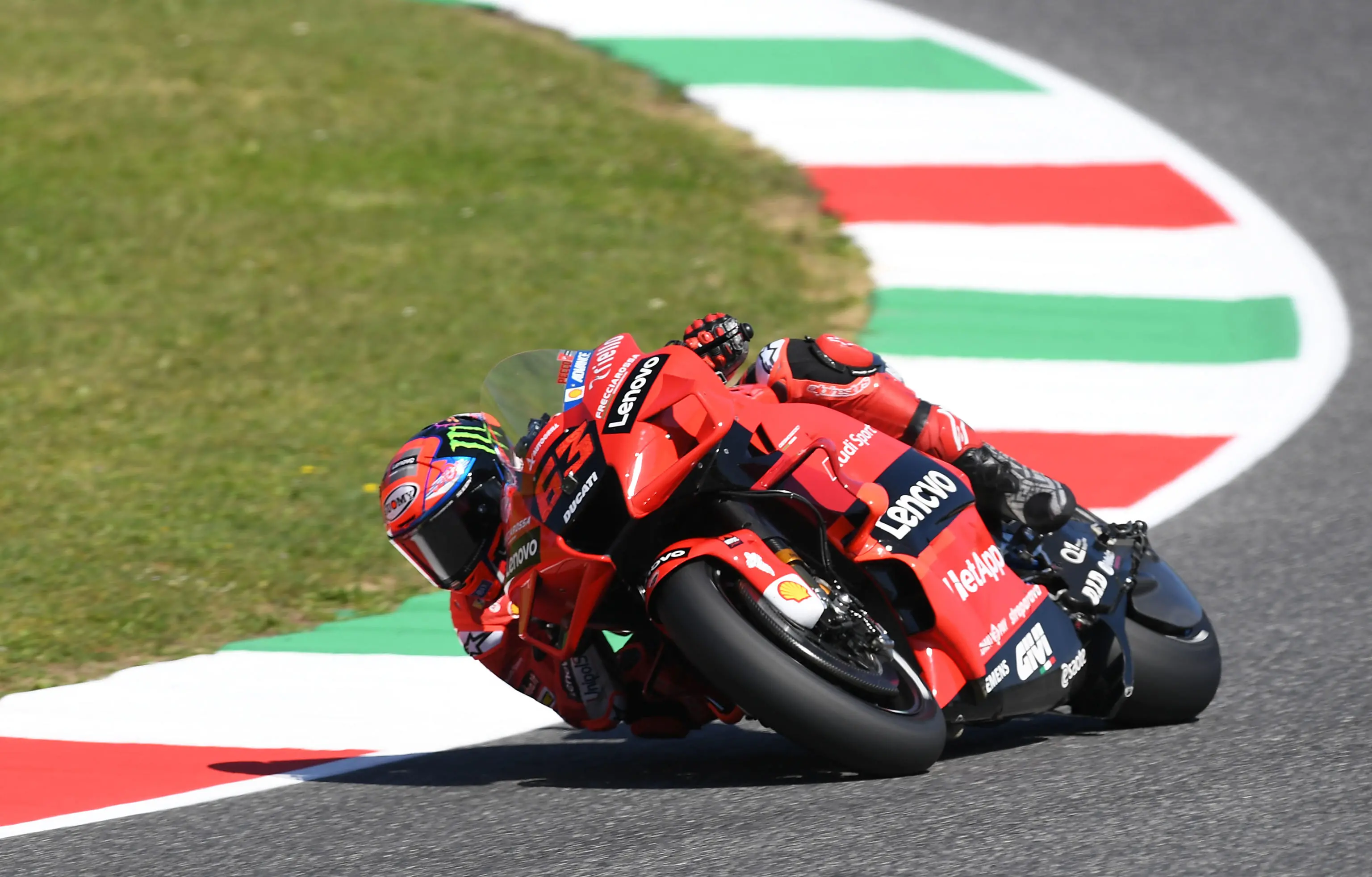 MotoGp Mugello, Bagnaia prenota la pole. Il weekend in tv