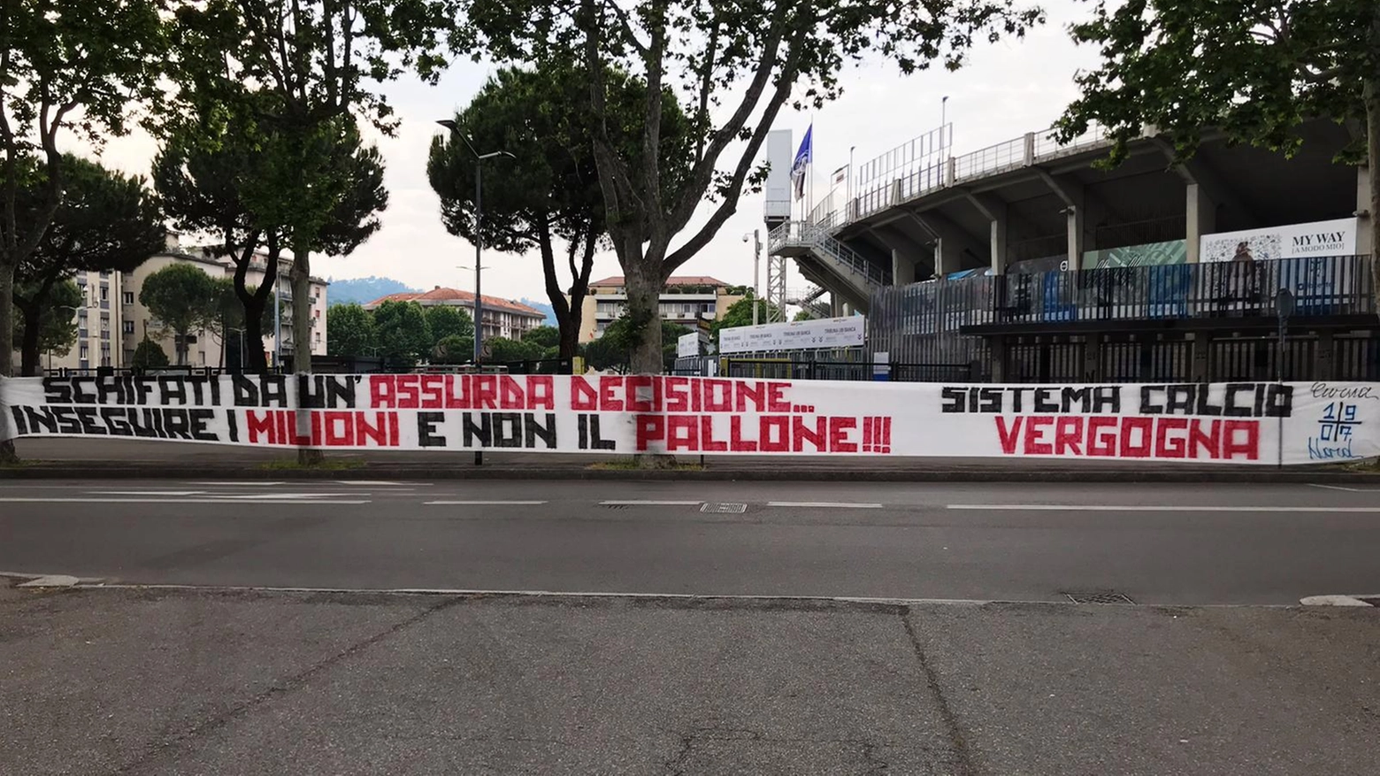 Atalanta, gli ultras protestano ancora contro la ripartenza del calcio