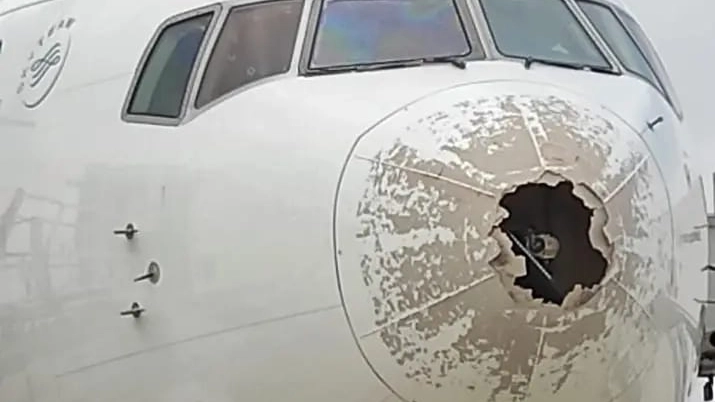 I danni al Boeing per New York decollato da Malpensa