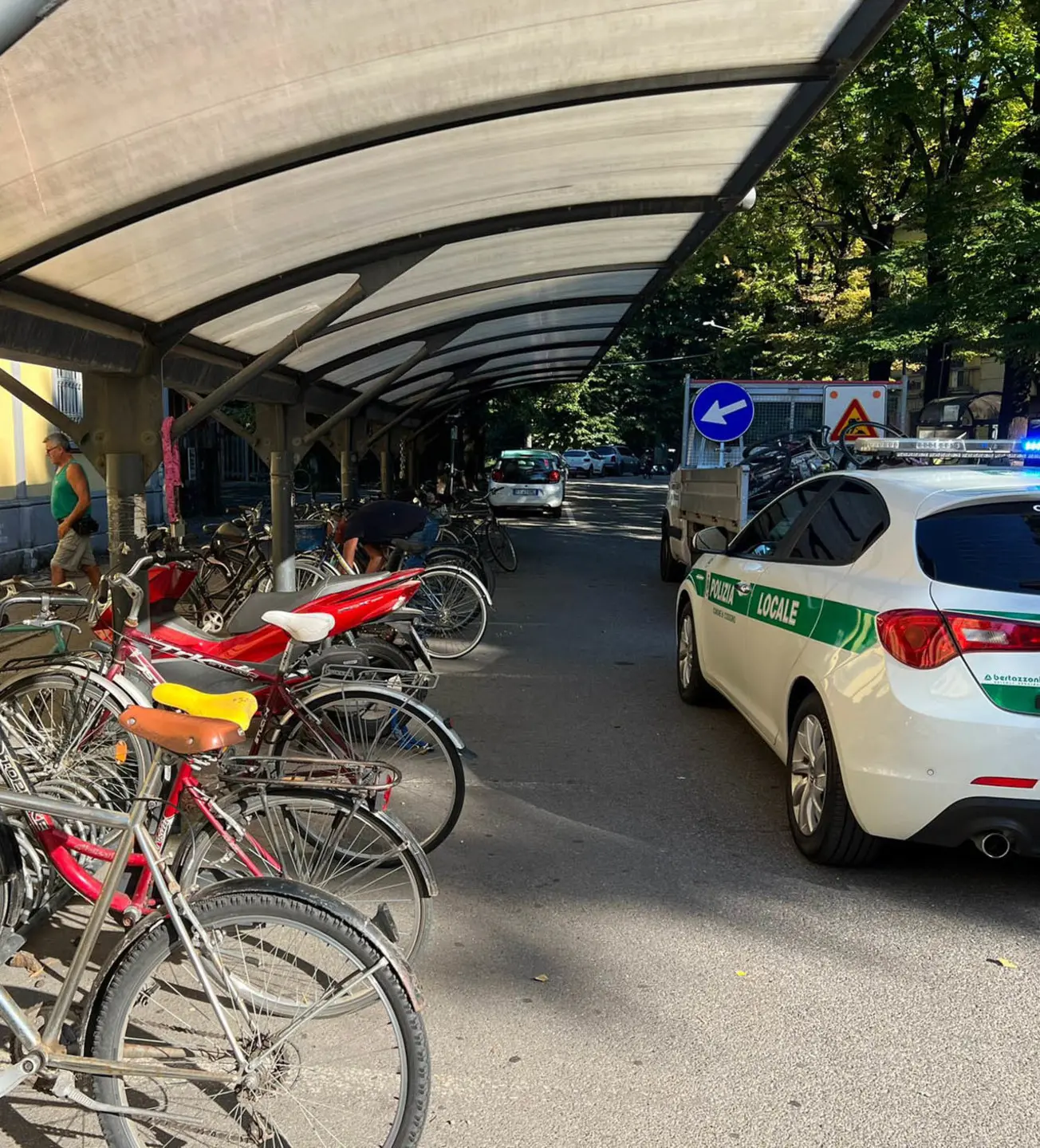 Abbandonate o “cannibalizzate”: la stazione di Codogno liberata dalle bici rubate