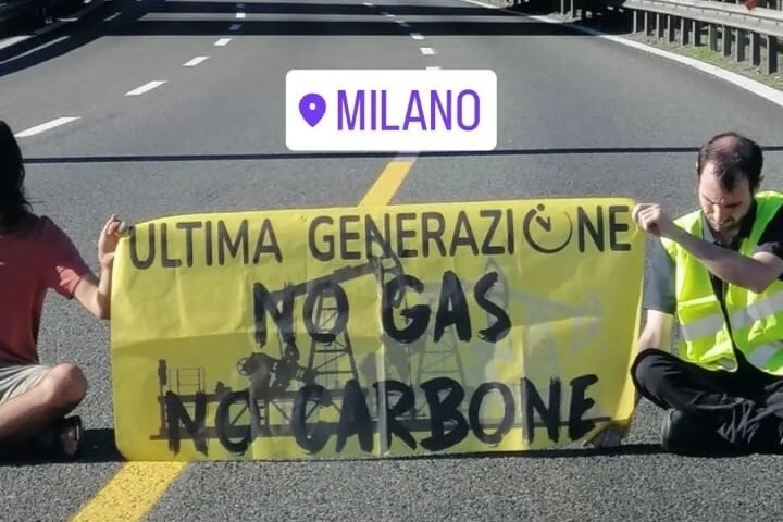 Tangenziale Est Milano bloccata da ambientalisti