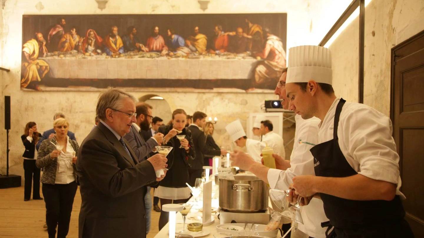 Astino, cehf all'opera per il 50esimo del ristorante 'Da Vittorio'
