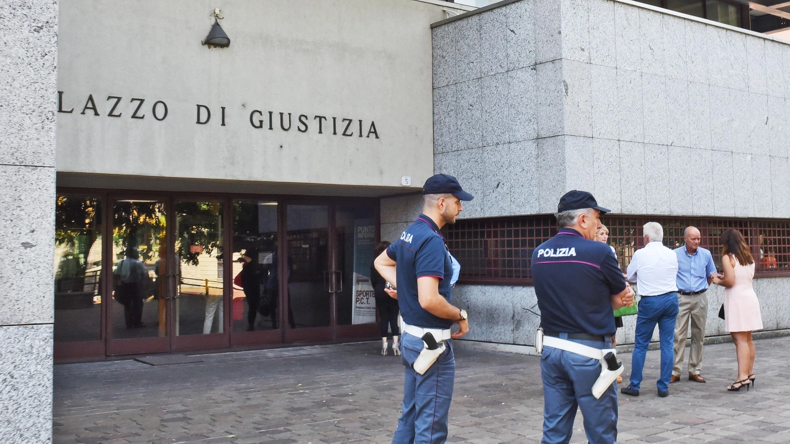Denunciato come stalker a Como: "Non l’ho mai minacciata"
Denunciato come stalker a Como: "Non l’ho mai minacciata"