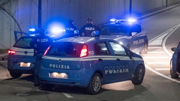 Terrorismo, due arresti a Milano. La procura: “Fanno parte dell’Isis, minacce a Meloni e agli ebrei”