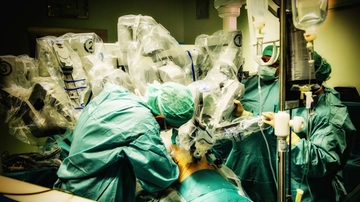 A Bergamo triplo trapianto di fegato, pancreas e intestino su bimbo di 6 anni: il piccolo sta bene