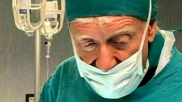 Stefano Ansaldi, nuove indagini sul ginecologo trovato sgozzato. Dalla mascherina al cellulare, tutti i misteri del caso