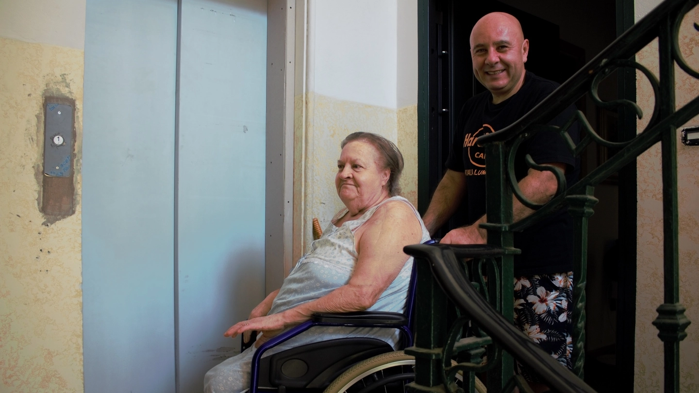 anziani e disabili bloccati in casa per il guasto all'ascensore