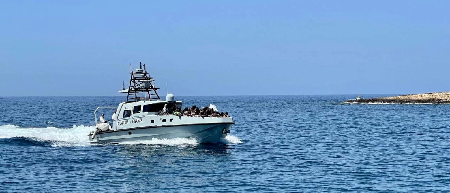 Tragedia nel mar ligure, per il 43enne purtroppo inutili i soccorsi dei vigili del fuoco sommozzatori e dell'elicottero della Guardia Costiera