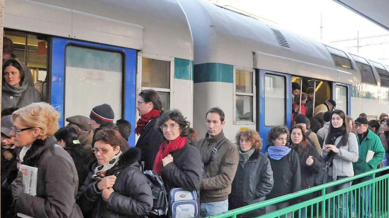 Il futuro del trasporto  Da ferrovia a tramvia  "La Città dei Laghi  con la Varese-Laveno"