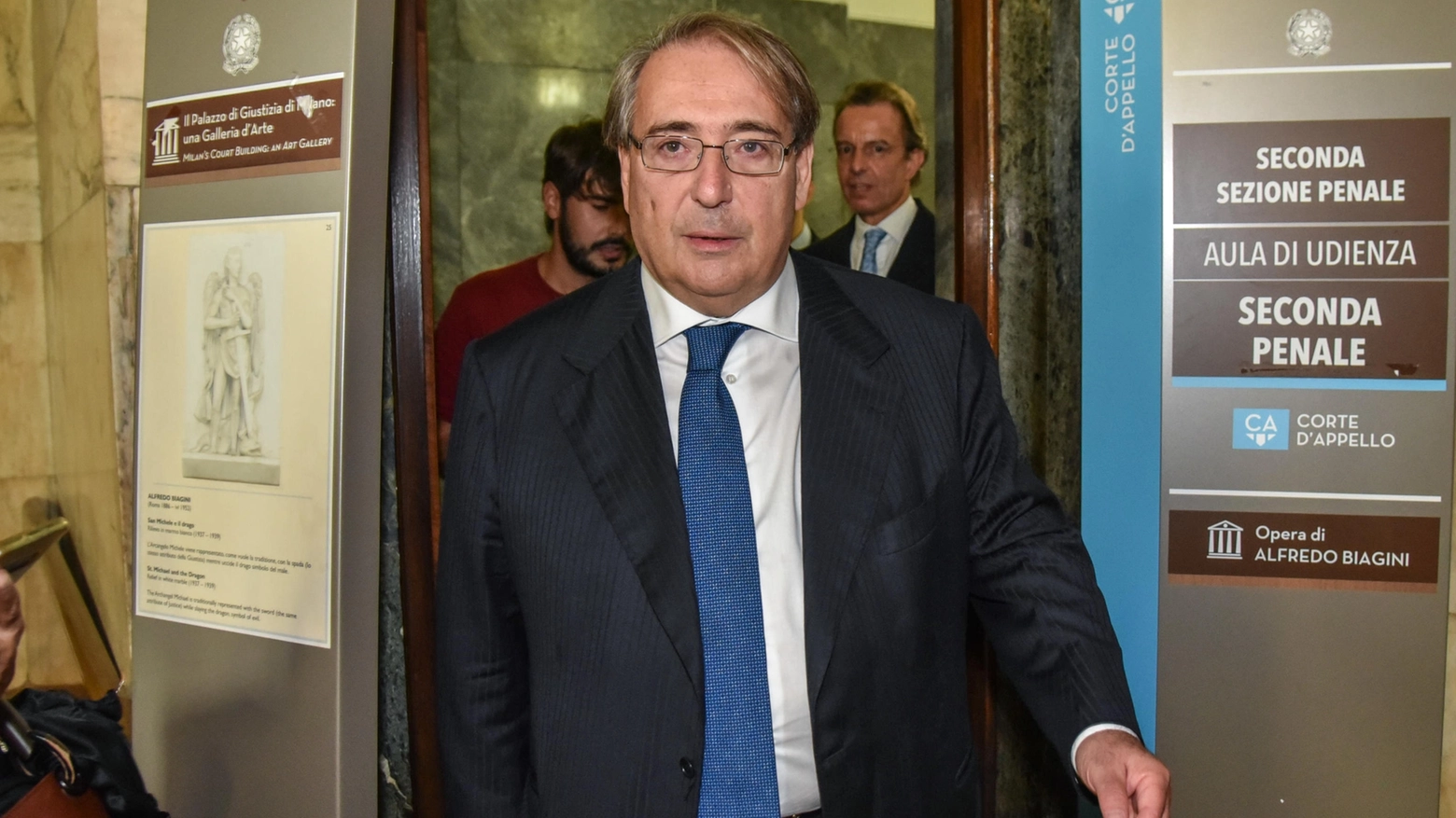 L’ex direttore del Sole 24 Ore esce dall’aula dopo la sentenza di assoluzione L’ex direttore del Sole 24 Ore esce dall’aula dopo la sentenza di assoluzione