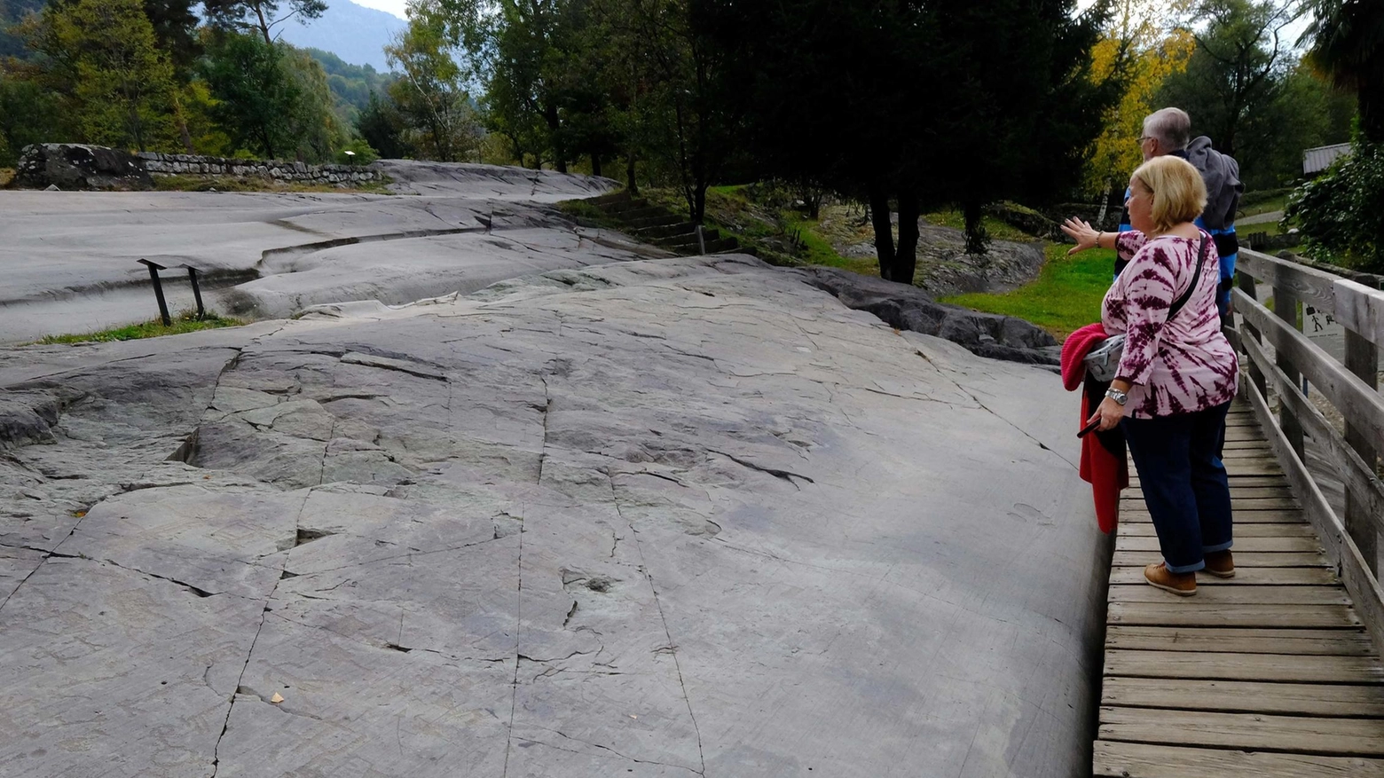 Nubi sui Parchi della Valcamonica. Proclamato lo stato di agitazione: tagli in vista sul personale esterno Nubi sui Parchi della Valcamonica. Proclamato lo stato di agitazione: tagli in vista sul personale esterno
