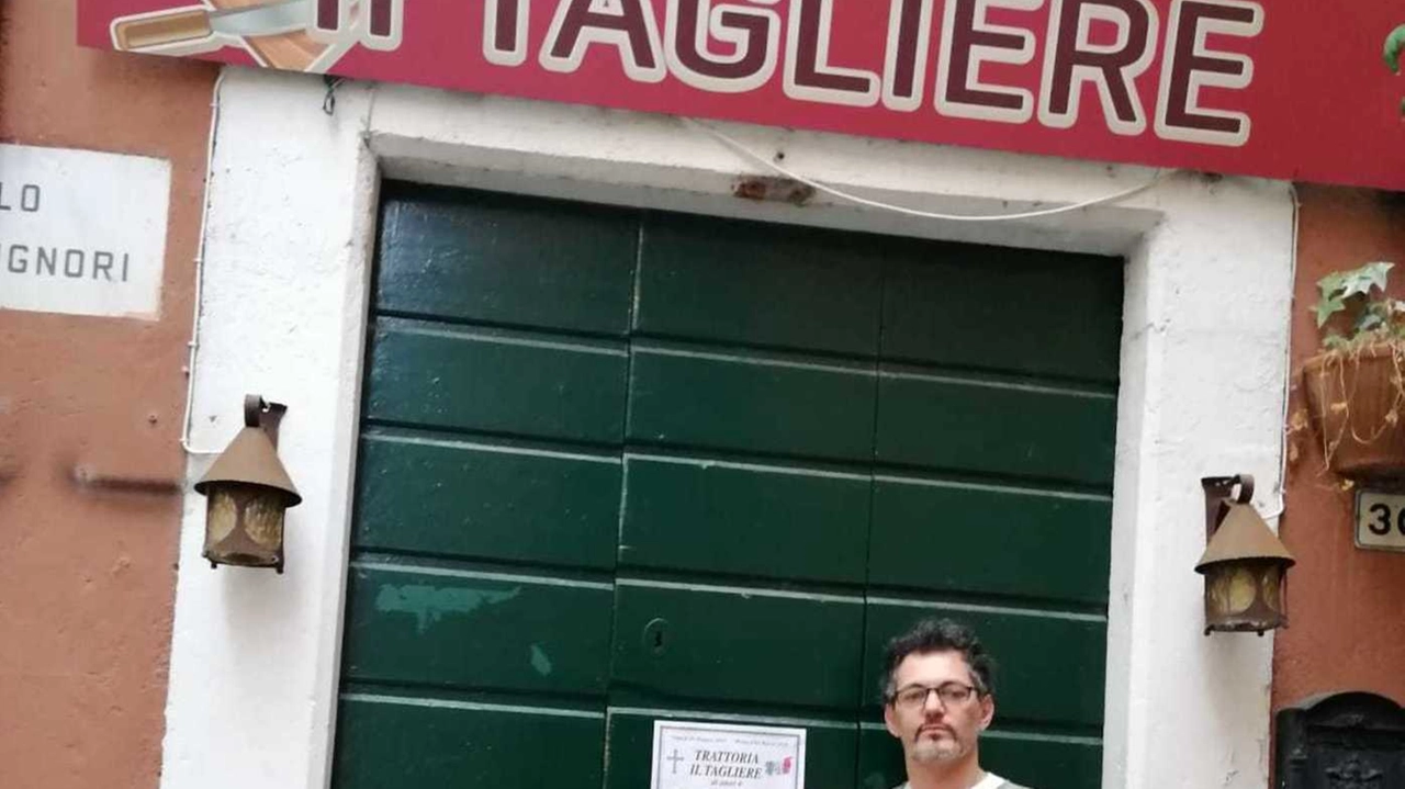 Desenzano, la bisteccheria va in fumo: "Chiudiamo per il Covid"