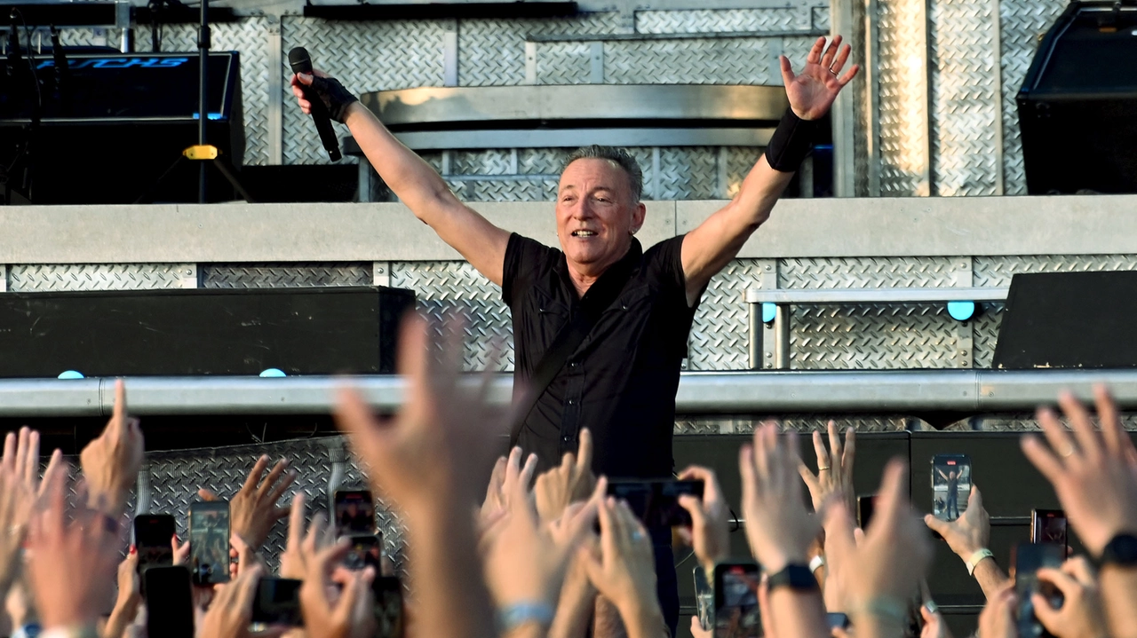 Monza canta ancora con Bruce Springsteen: è stato un evento indimenticabile con il re del rock