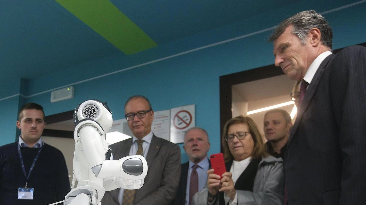 A lezione da Nao. Il robot umanoide traccia la strada