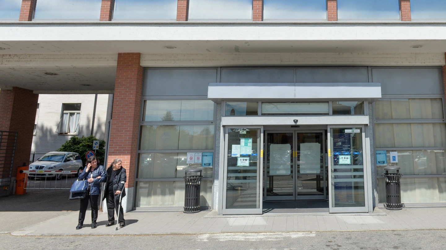 L'ospedale di Gallarate L'ospedale di Gallarate