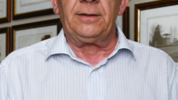 Il sindaco di Cornegliano Claudio Moneta