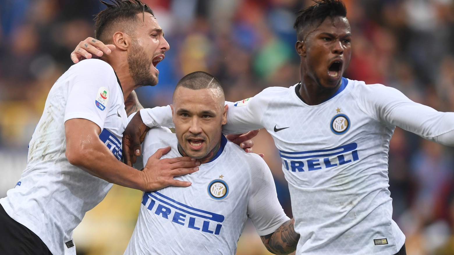 Bologna-Inter, esultanza di Nainggolan
