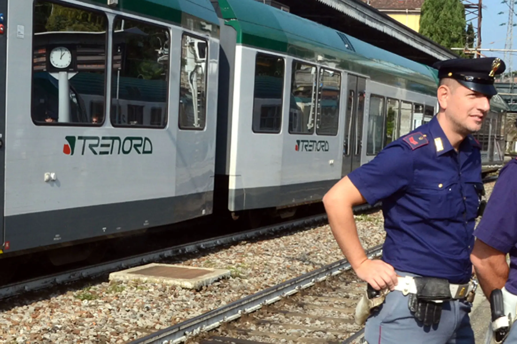 Incendia la sala d'aspetto della stazione: denunciato piromane di 22 anni