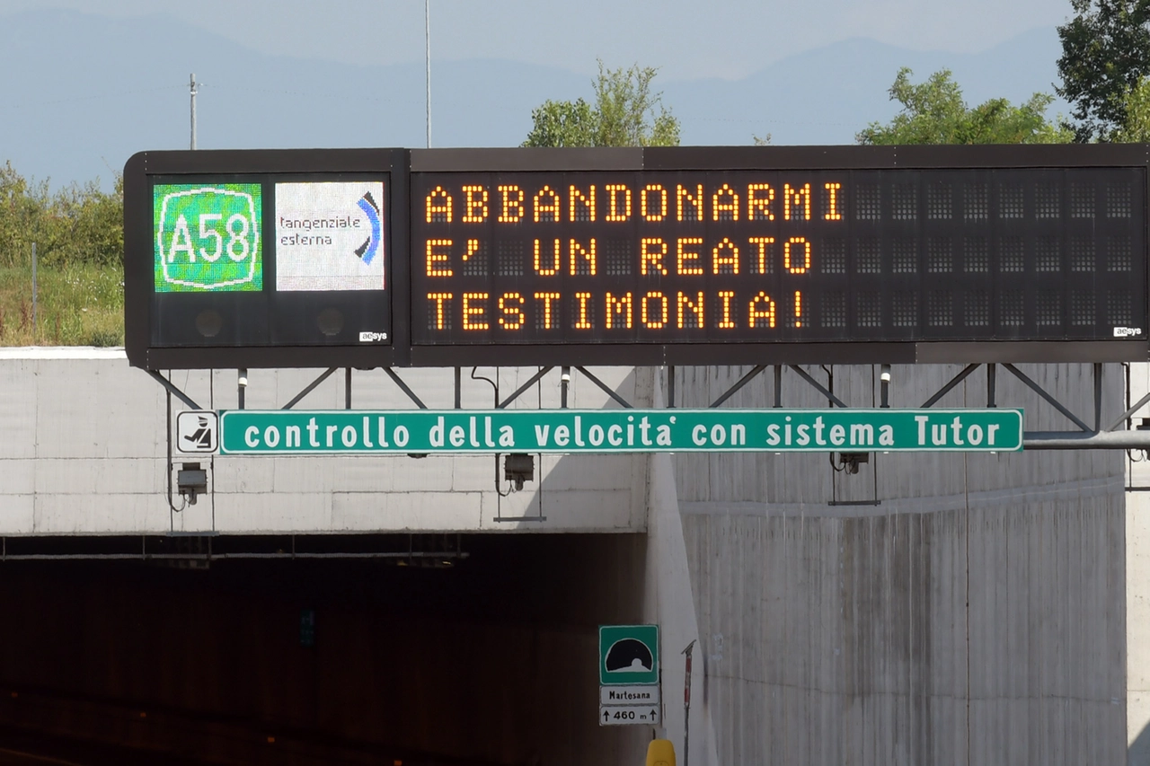 Sui dispositivi luminosi il monito anti abbandono