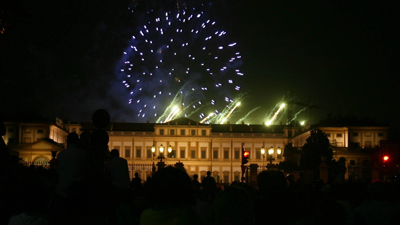 Monza, fuochi d'artificio in Villa Reale