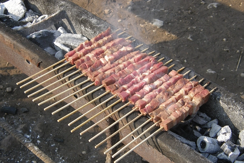 Arrosticini Foto Wikipedia #Ra Boe