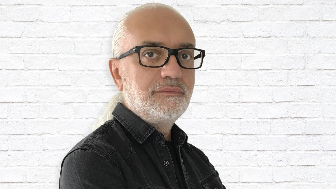 L'uomo delle copertine ricorda Franco Battiato: "Intelligente, colto e molto ironico"
