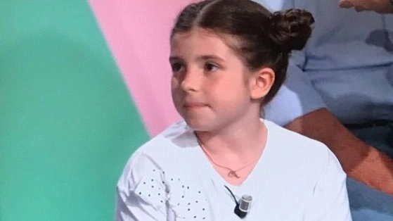 Alice Caprioli, 8 anni, nella Giuria dei Piccoli dello Zecchino d'Oro 2023 (sabato 2 dicembre)