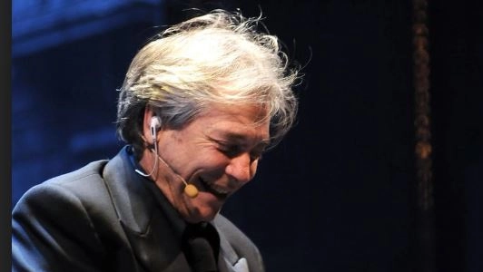 Nino D’Angelo a Milano con Il poeta che non sa parlare, “ma arrivo al cuore cantando l’amore”
