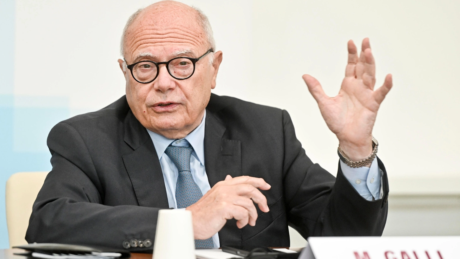 Il professor Massimo Galli è stato rinviato a giudizio