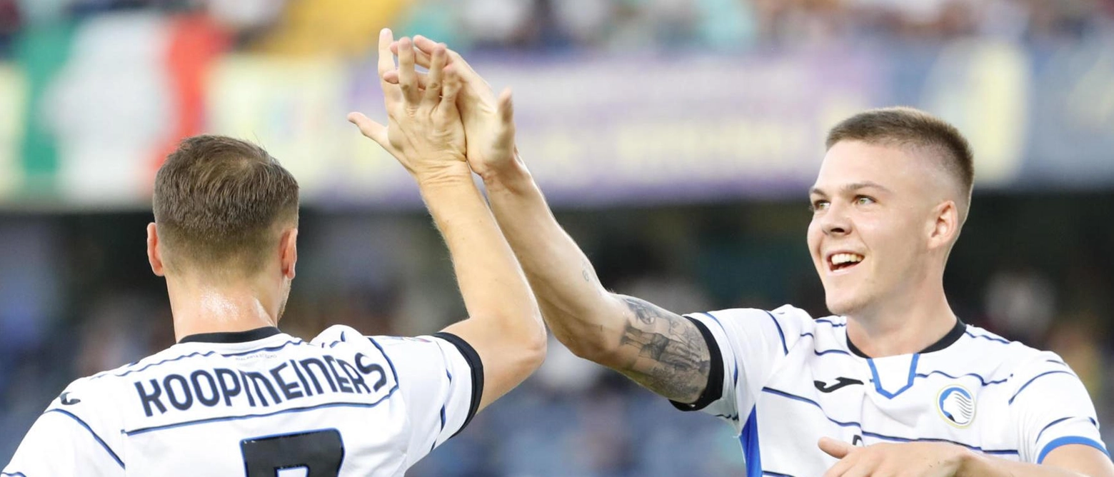 I nerazzurri s’impongono 1-0 sul Verona grazie al gol nel primo tempo dell’olandese su assist di De Roon . I padroni di casa cercano a lungo il pari senza mai incidere, per la Dea arriva il secondo successo in trasferta . .