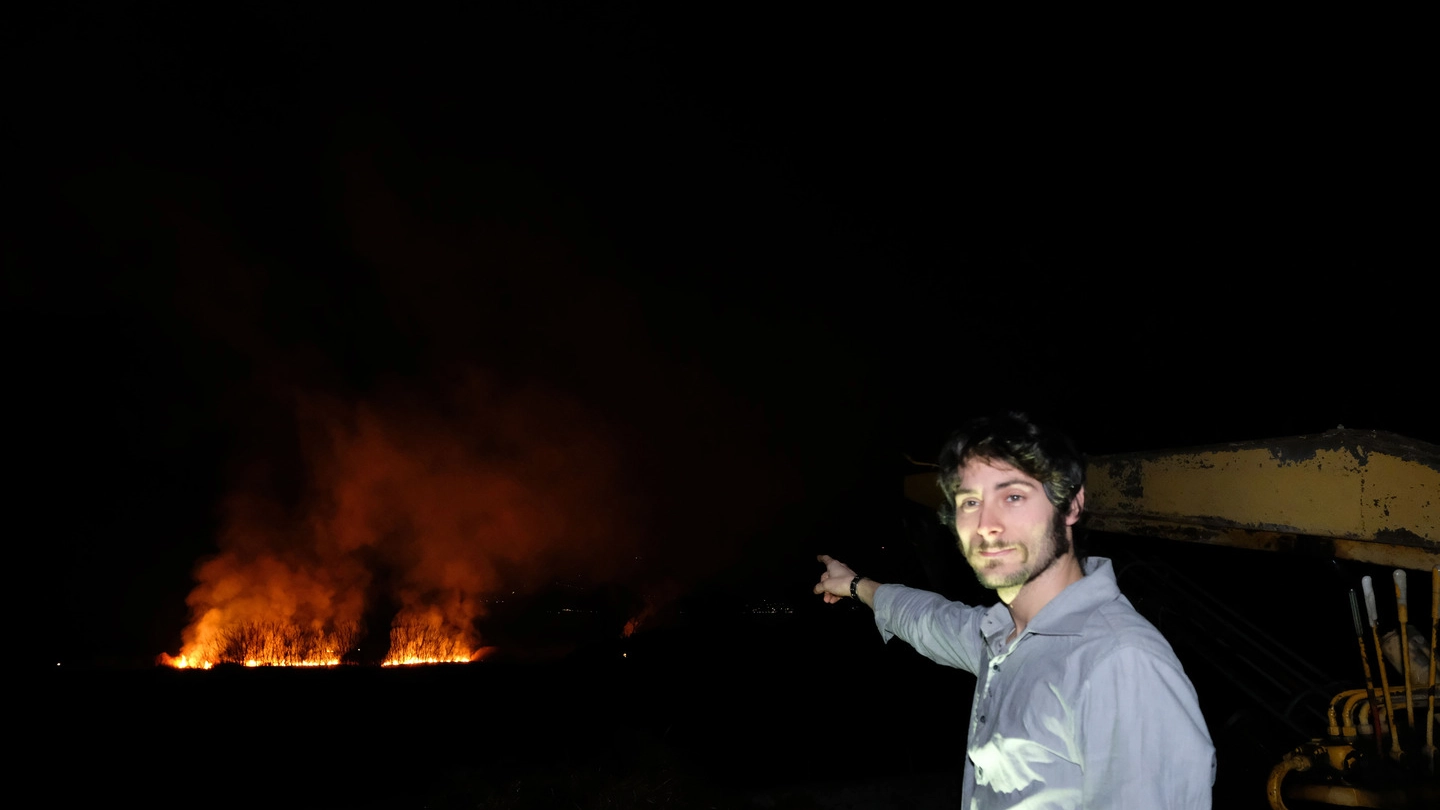 L'incendio nelle Torbiere del Sebino
