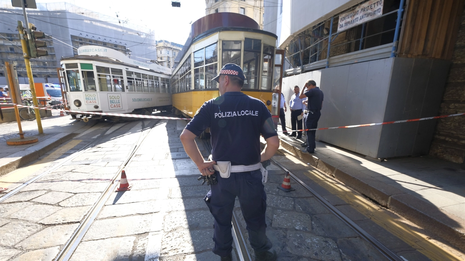 Incidente tra tram in Cordusio (Newpress)
